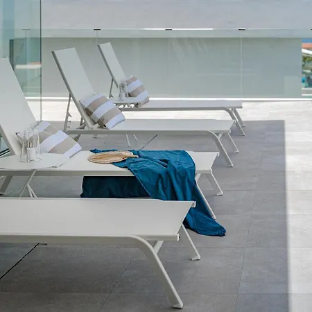 Estandar 7 - Casangular By Upper *