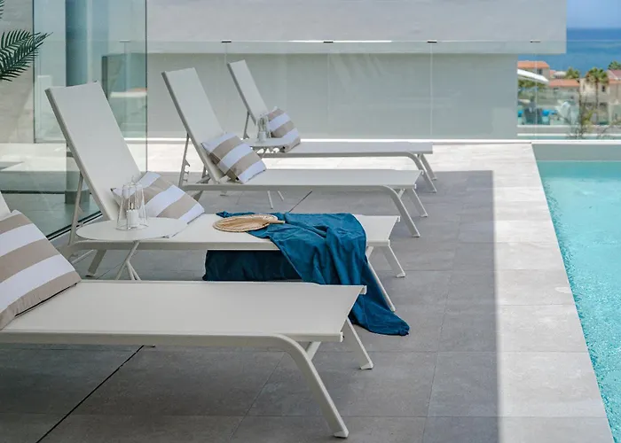 Estandar 7 - Casangular By Upper *