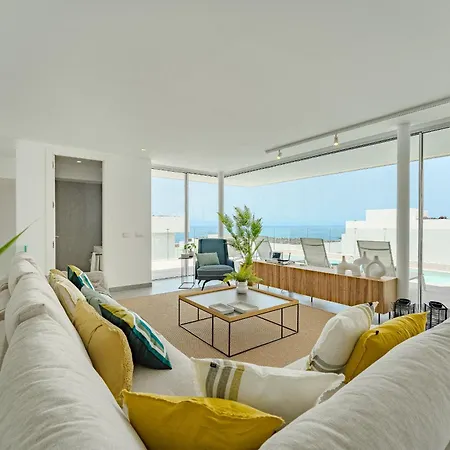 Estandar 7 - Casangular By Upper Vila *