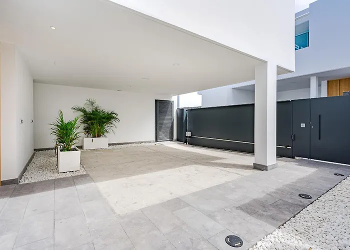 Estandar 7 - Casangular By Upper Vila *